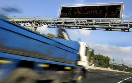 Hay que adecuar la velocidad al tipo de vehículo y de vía