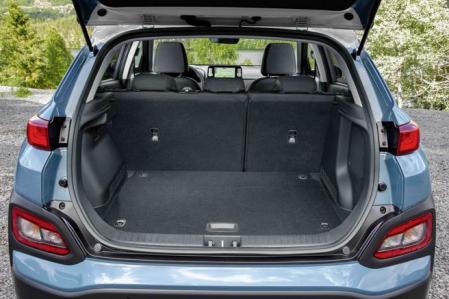 La versión eléctrica cuenta con un maletero de 322 litros por los 361 de los gasolina o diésel