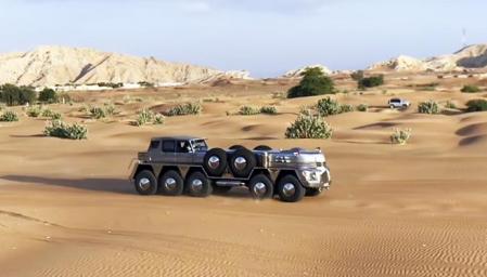 Para su fabricación se ha empleado como base un camión militar Oshkosh M1075 y partes de vehículos como el Jeep Wrangler JK Unlimited o el Dodge Dart.