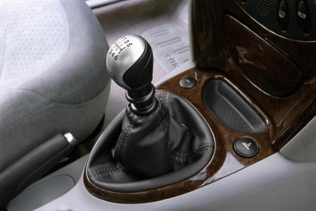 Siempre intenta conducir con marchas largas y a bajas revoluciones