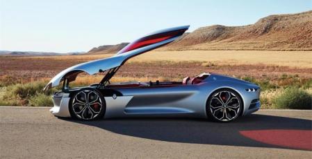 El Renault Trezor monta un acceso tipo cúpula