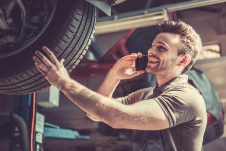 Antes de iniciar la aventura es esencial hacer una buena previsión y organización del viaje, y sobretodo dejar a punto el vehículo para no sufrir un imprevisto de última hora