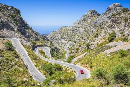 La ondulante carretera de Sa Calobra, en la Serra de Tramuntana 