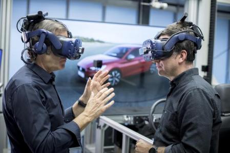 Las tecnología de realidad virtual aumentada se utiliza en determinadas fases del diseño