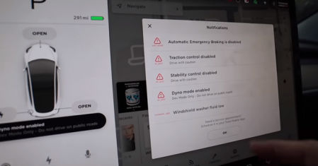Cuando se activa el modo Dyno, el usuario recibe una alerta en la que se la recomienda no circular por carreteras abiertas al tráfico