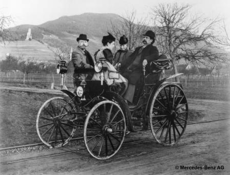 Bertha decidió ponerse al mando del nuevo Benz Patent-Motorwagen en una trayectoria de 106 km desde Mannheim hasta Pforzheim que pasaría a la historia
