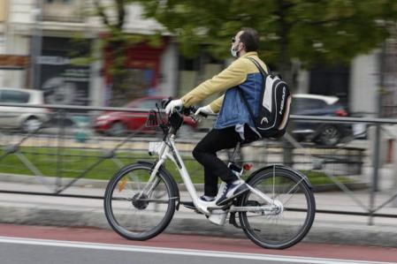 El Gobierno apuesta por la promoción de la bicicleta como transporte alternativo