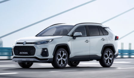 La parte frontal del Across es la que más se difiere estéticamente del RAV4