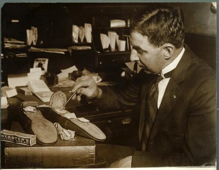 Signature:25a4d5781de6387a84221865da672bd95b9867b3d3827a80d9b5305fba559574