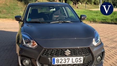 Su imagen frontal ya anuncia su carácter más radical de lo habitual