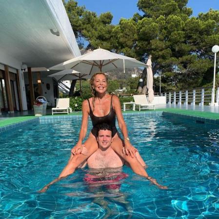 Ana obregon instagram