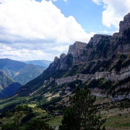 Excursión al ibón de Piedrafita y al arco natural.