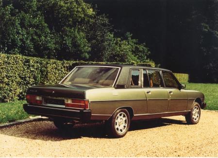 El Limousine estaba considerado como el vehículo más lujoso de Peugeot en el inicio de la década de los 1980