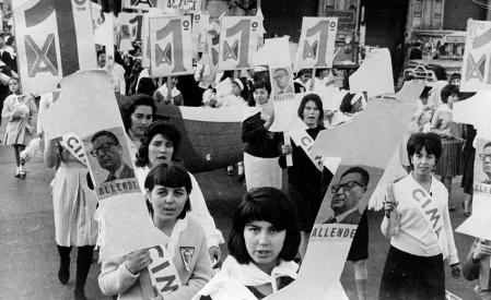 Imagen de la campaña presidencial del Salvador Allende en 1964.