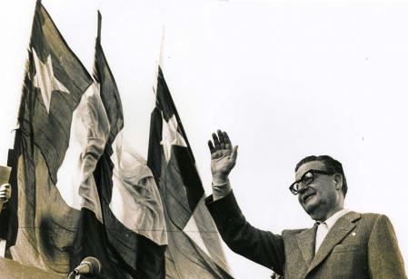 En 2008, en una votación popular organizada por Televisión Nacional de Chile, fue elegido el ciudadano más importante de la historia del país.