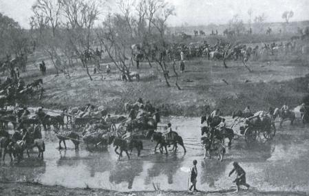 Retirada de las tropas rusas tras la batalla de Mukden, en 1905.