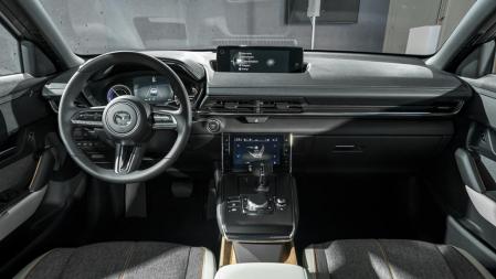 Interior del Mazda MX 30 eléctrico