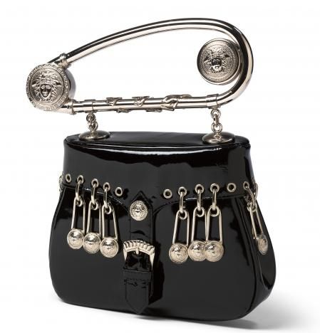 Imperdible, bolso de la colección primavera-Verano de 1994 de Gianni Versace