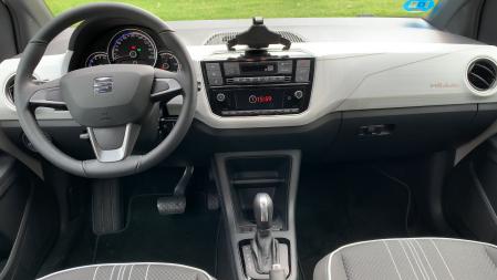 Diseño simple pero personalizado para la versión eléctrica.