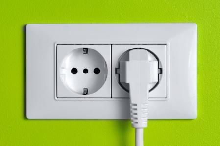 El estándar europeo Schuko es la conexión más sencilla y es compatible con todo tipo de vehículos eléctricos.