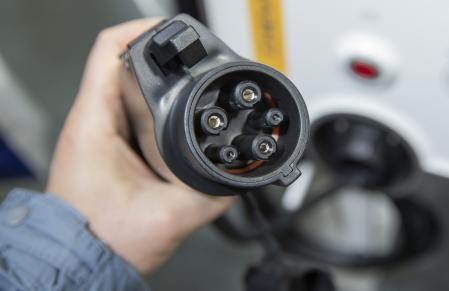 Al conector Tipo 1 también se le puede conocer como Japonés o Yazaki.