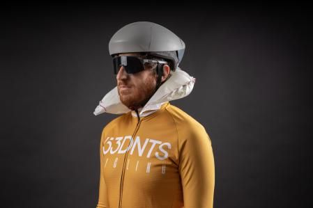 Este es el prototipo del casco de ciclista que incorpora un sistema de airbag que ha sido desarrollado por la startup Evix