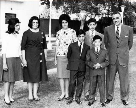 Nasser junto a su familia en 1963.