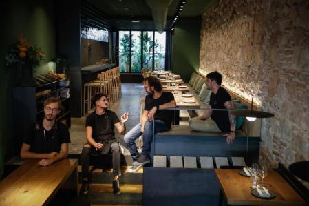 El equipo de Palo Verde (Corsega, 232), el nuevo restaurante de Andrés Bluth y Ludwig Amiable