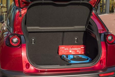 El maletero tiene una capacidad de carga de 366 litros 