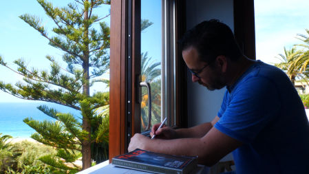 Trabajar en casa permite hacerlo en un entorno más agradable, lo que puede redundar en la calidad del trabajo realizado