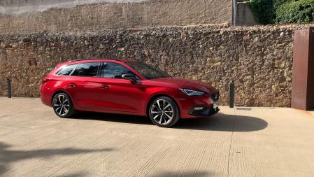 Esta variante 1.5 eTSI híbrido tiene las mismas características dinámicas del gasolina convencional pero con las ventajas de la etiqueta ECO.