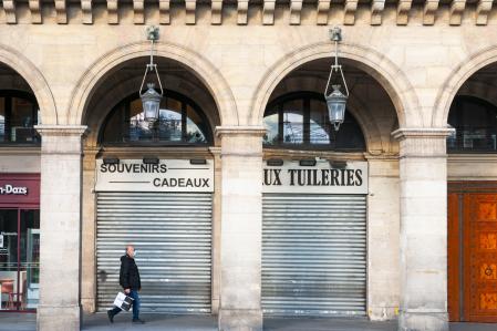 Apareció el portavoz del gobierno  para dejar caer que “la semana próxima” divulgarían la decisión sobre la reapertura de tiendas “no imprescindibles”