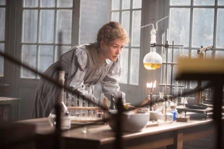 Rosamund Pike en 'Madame Curie'