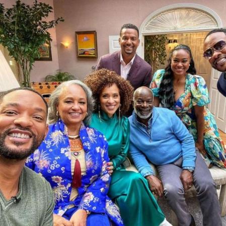 Will Smith con el resto de sus compañeros.