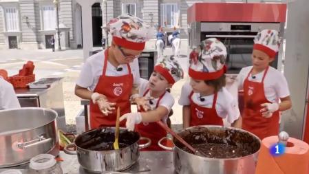 'Masterchef Junior 8': La mano dura de Aurora para dirigir a su equipo