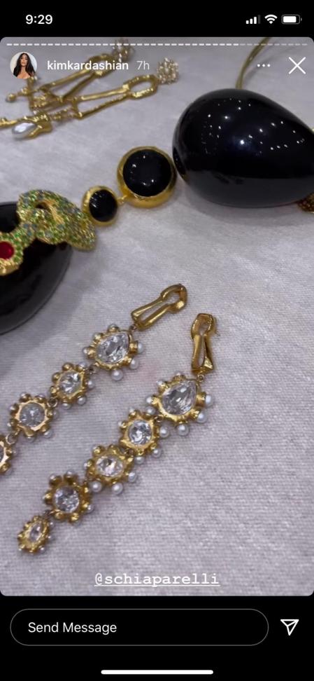 El traje de Schiaparelli de Kim Kardashian