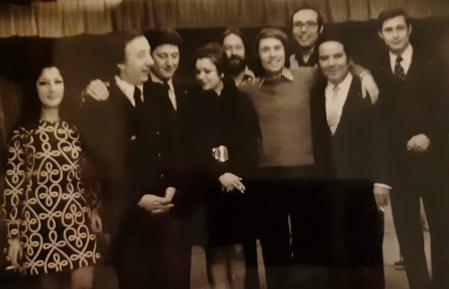 El primer club de fans del artista.