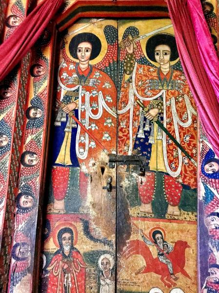 Pinturas medievales en el interior del monasterio.