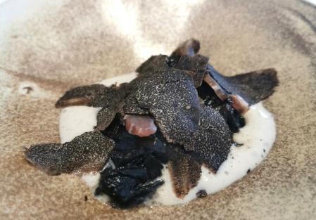 Faisan, crema de bianchetto, setas y trufa melanosporum