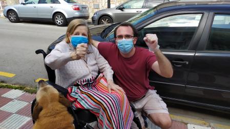 Cecília Camprubí y su nieto