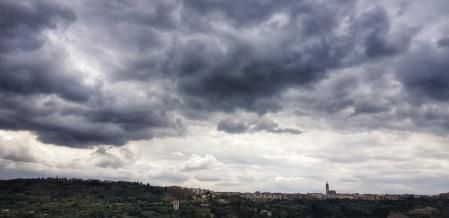 Esperreguera vista desde Olesa de Montserrat.