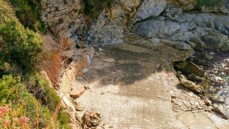 Calas del camino de ronda de Lloret.