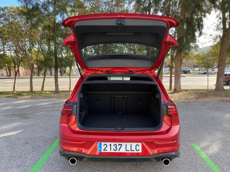 Los 374 litros del maletero son suficientes para albergar el equipaje de cuatro personas&nbsp;