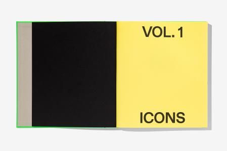 El libro aparece justo cuando todo el mundo habla de una segunda gran colaboración entre Off White y Nike