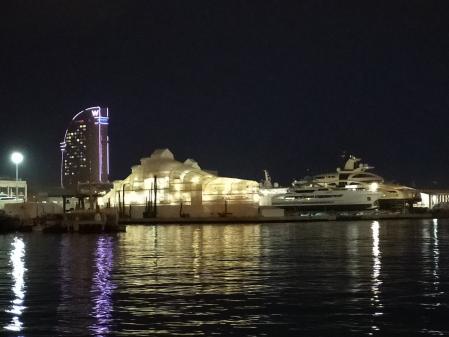 Vista del Hotel Vela.