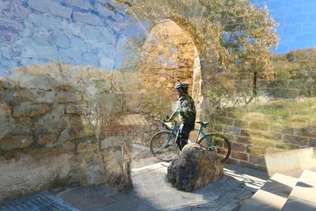 La piedra de los ángeles del monasterio de Pedralbes.