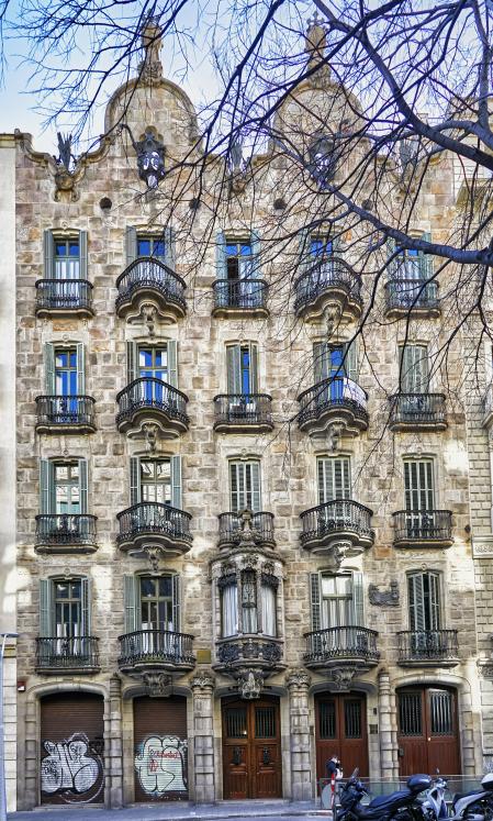 La casa Calvet en el Eixample