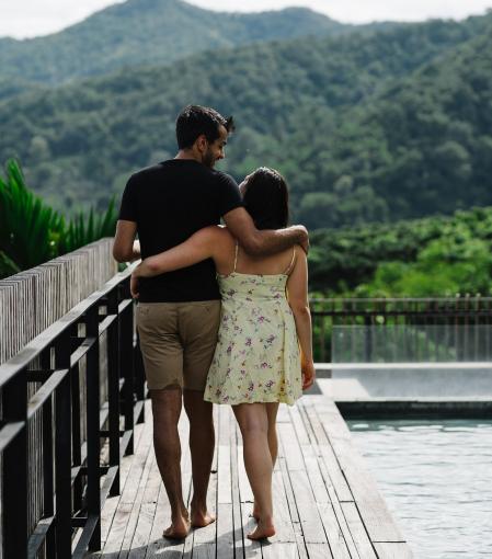 El hombre se cansó de la vida con su mujer y decidió ser infiel.