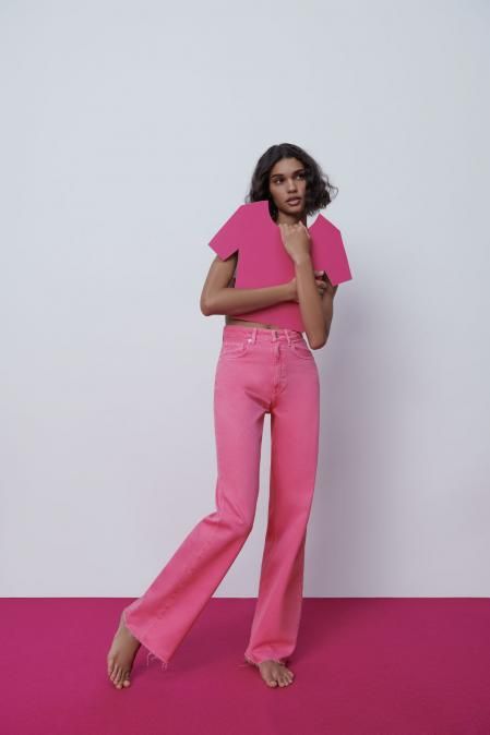 Vaqueros ‘Join Life’ en color rosa fucsia (29,95 euros)