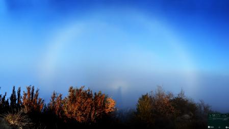 Espectro de Broken y arco de niebla.